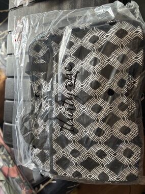 thirty-one Black and White Geometric Tote